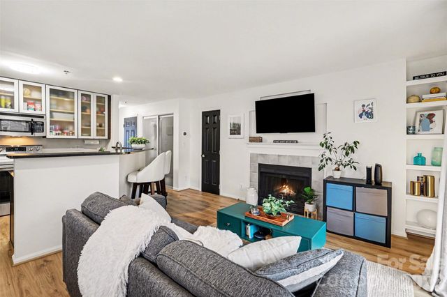 525 N Graham Street 2F, Charlotte, NC 28202