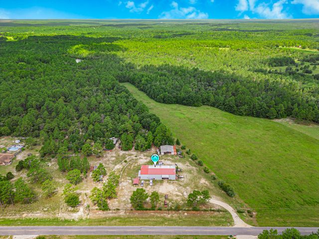 5263 Coy Burgess Loop Loop, Defuniak Springs, FL 32435