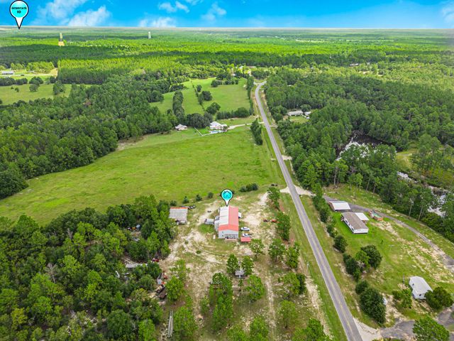 5263 Coy Burgess Loop Loop, Defuniak Springs, FL 32435
