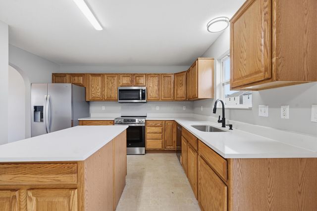 6320 Greenhaven Avenue, Galloway, OH 43119