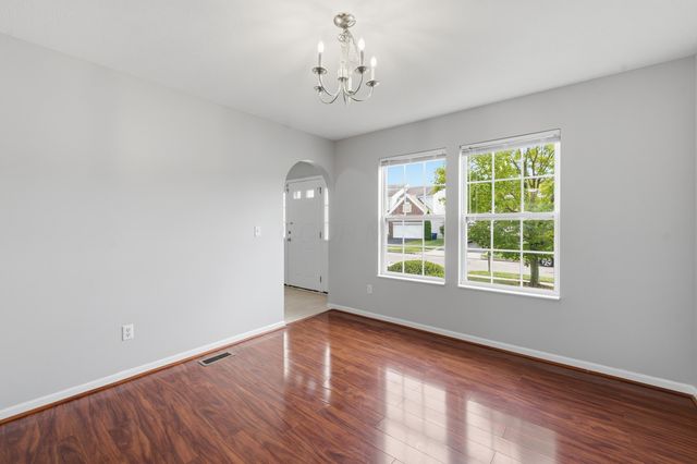 6320 Greenhaven Avenue, Galloway, OH 43119