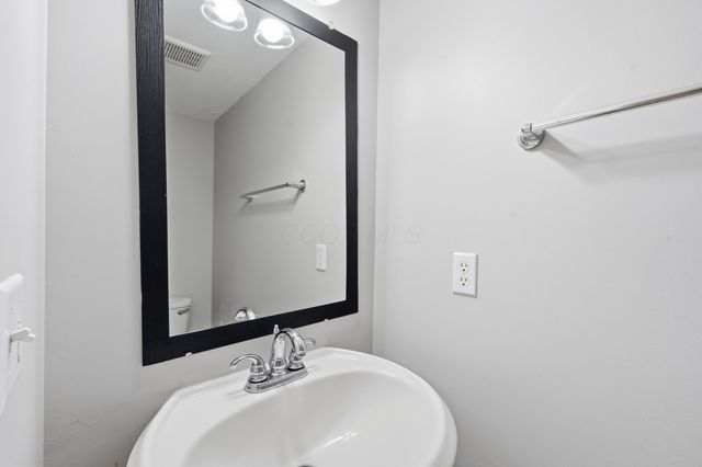 6320 Greenhaven Avenue, Galloway, OH 43119
