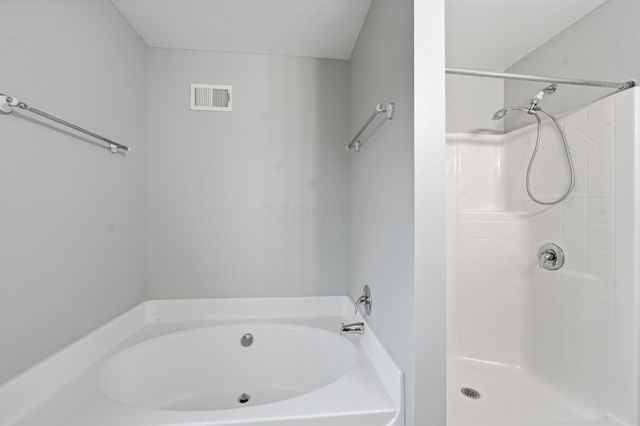 6320 Greenhaven Avenue, Galloway, OH 43119