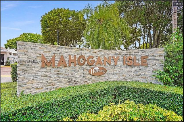 10521 Mahogany Key Cir 207, Miami, FL 33196