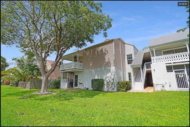 10521 Mahogany Key Cir 207, Miami, FL 33196