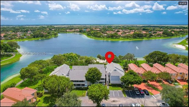 10521 Mahogany Key Cir 207, Miami, FL 33196