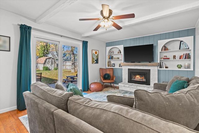 15450 W Elmont LANE, New Berlin, WI 53151