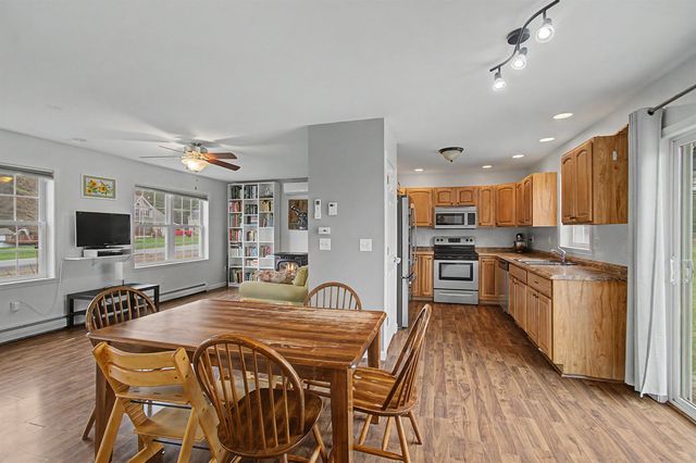 21 Pheasant Run Road, Fairfax, VT 05454