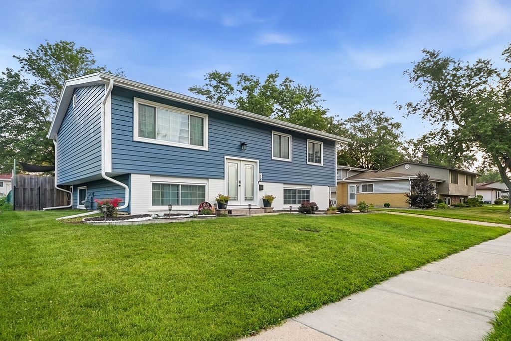 216 Lee Street, Park Forest, IL 60466