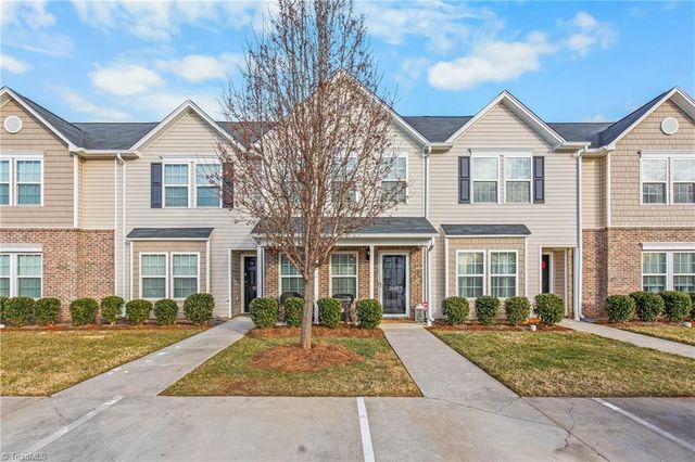 3985 Village Park Court, Winston-salem, NC 27127