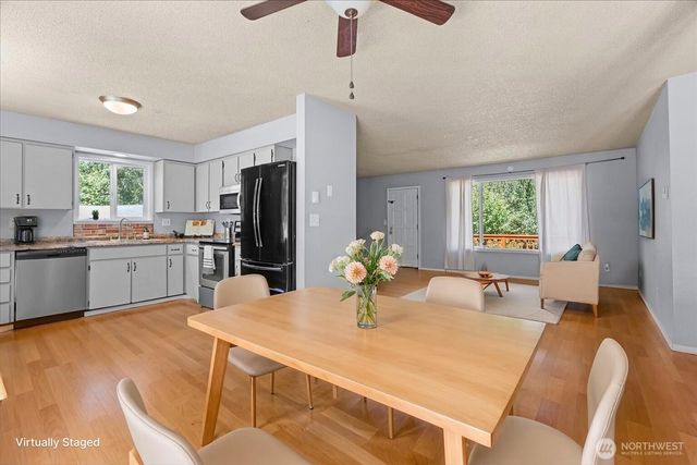 102 Green Hill Drive, Longview, WA 98632