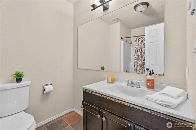 102 Green Hill Drive, Longview, WA 98632