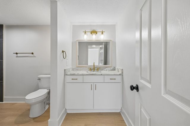 1010 43rd Ave, N, Nashville, TN 37209