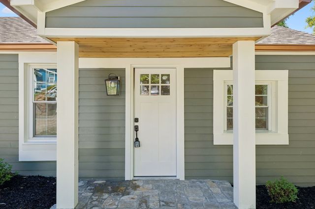 1010 43rd Ave, N, Nashville, TN 37209