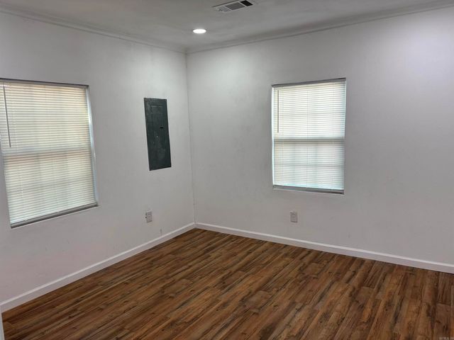 2210 S Pine Street, Little Rock, AR 72204
