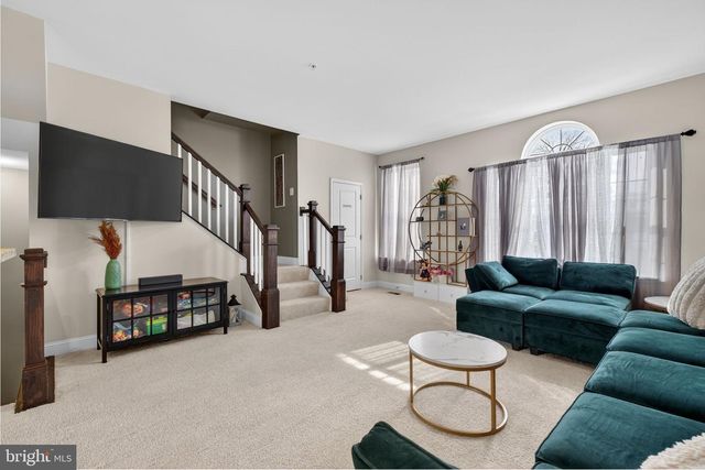 806 MAURY AVE, Oxon Hill, MD 20745