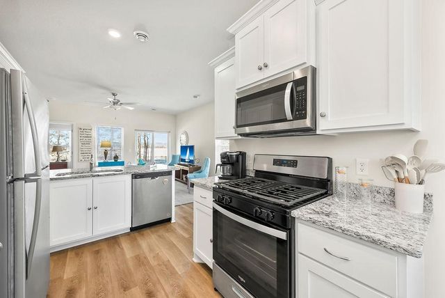 8408 Walnut Street, Clear Lake, MN 55319