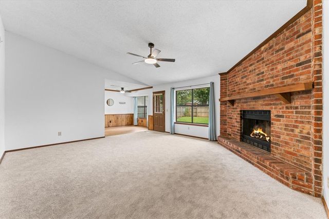 1103 N Dove Drive, Rogers, AR 72756