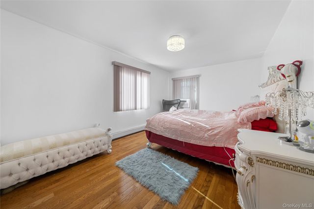 11 Locust Avenue, Coram, NY 11727