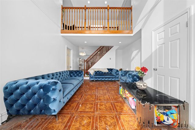 11 Locust Avenue, Coram, NY 11727