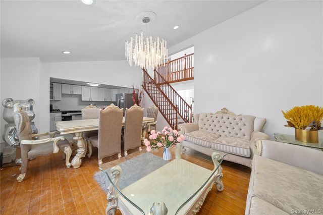 11 Locust Avenue, Coram, NY 11727