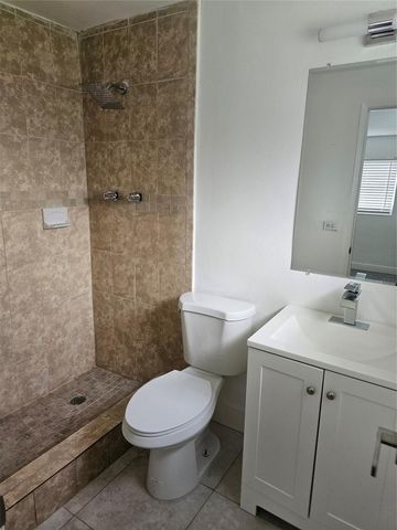 1910 NE 1st Terrace, Pompano Beach, FL 33060