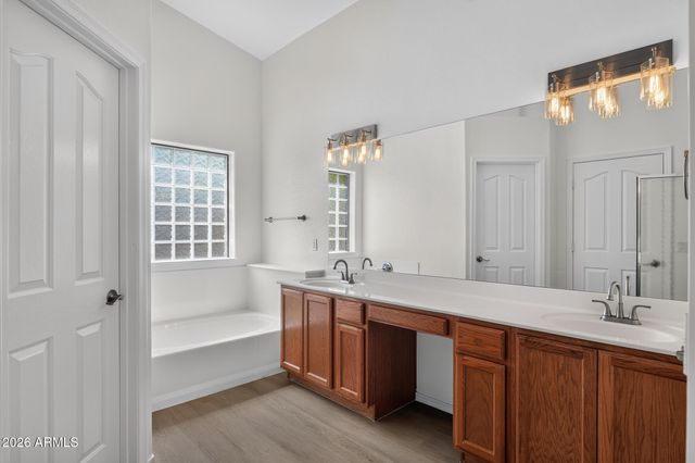 9001 S 7TH Drive, Phoenix, AZ 85041