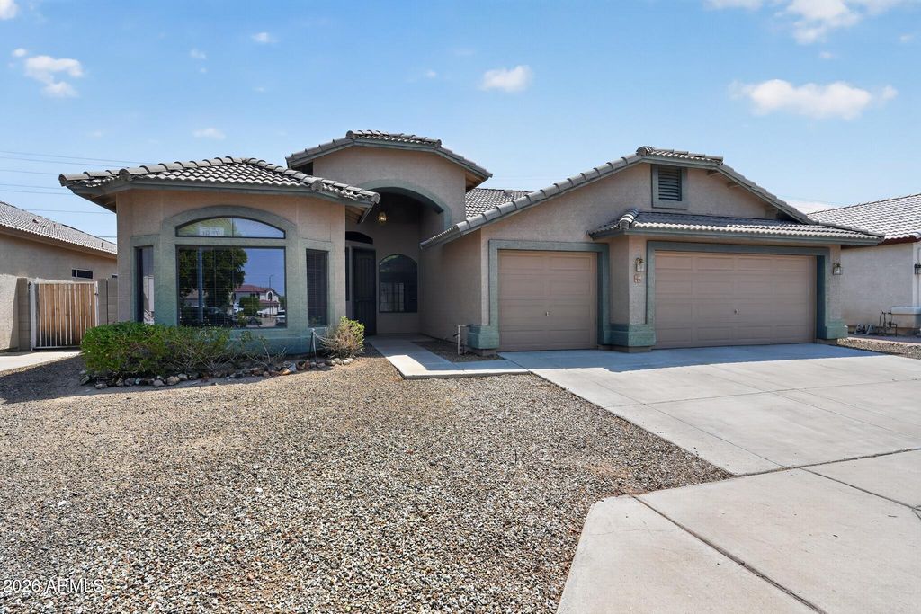 9001 S 7TH Drive, Phoenix, AZ 85041
