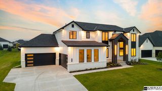 3513 S 221st Street, Elkhorn, NE 68022