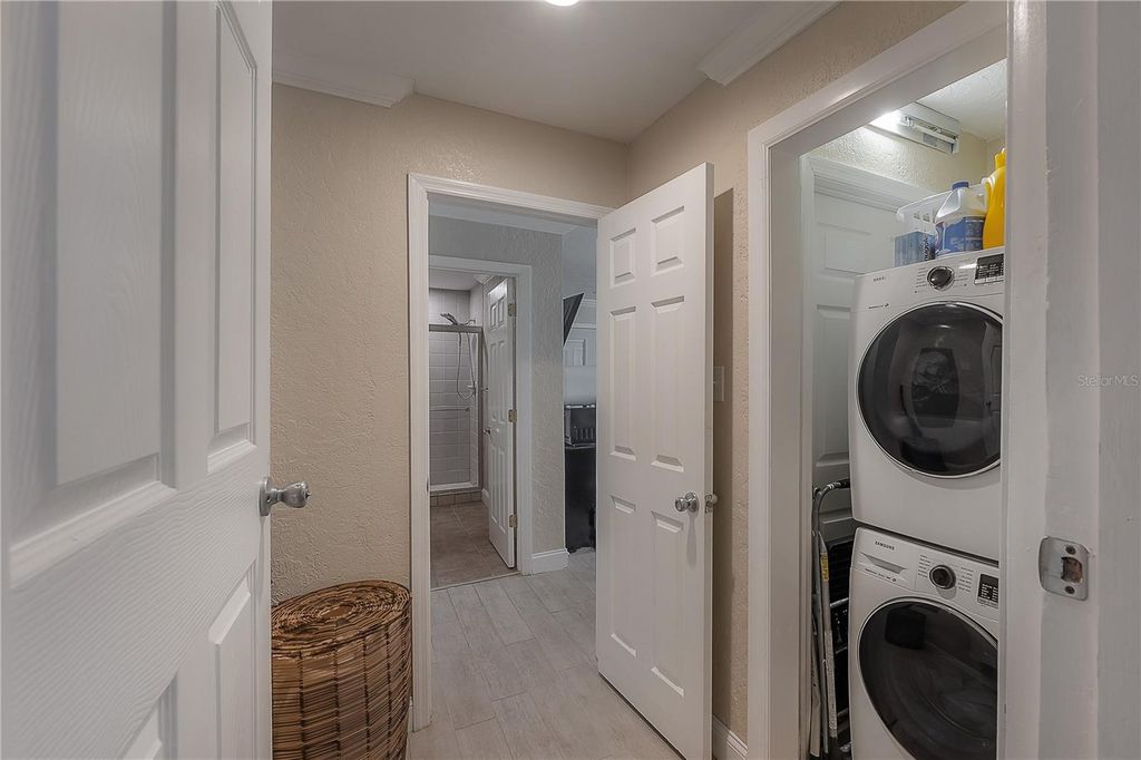 Image 22 of property listing at 3138 W EUCLID AVENUE, Tampa, FL 33629