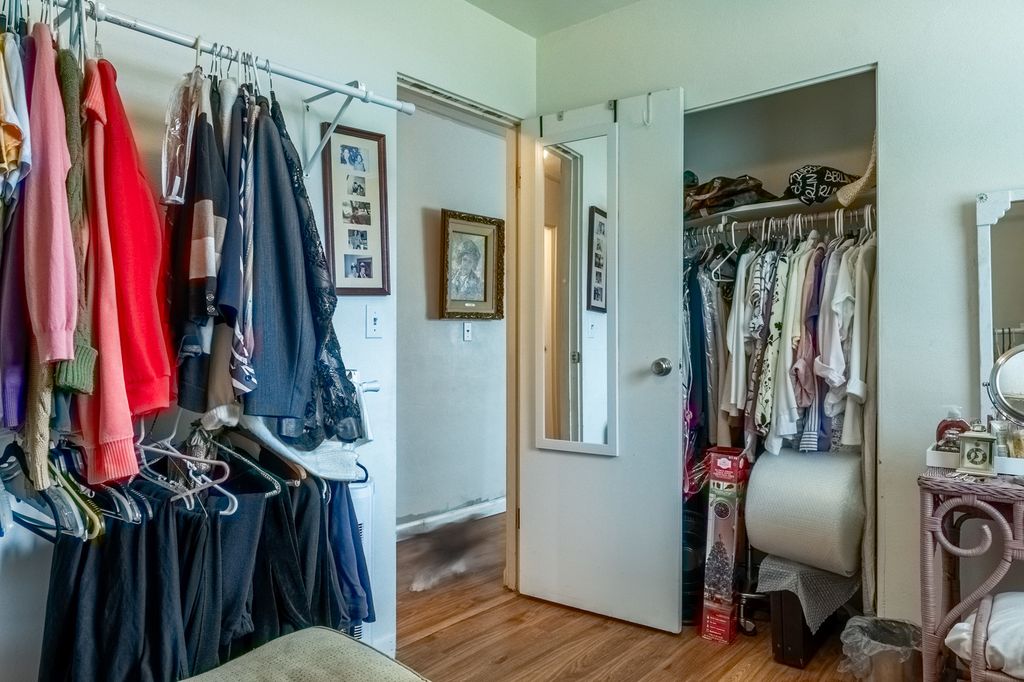 Image 14 of property listing at 1412 Holly Street, Centralia, IL 62801