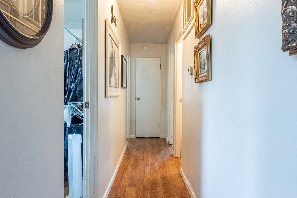Image 15 of property listing at 1412 Holly Street, Centralia, IL 62801