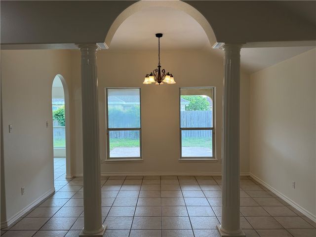7006 Presidio Dr, Corpus Christi, TX 78414