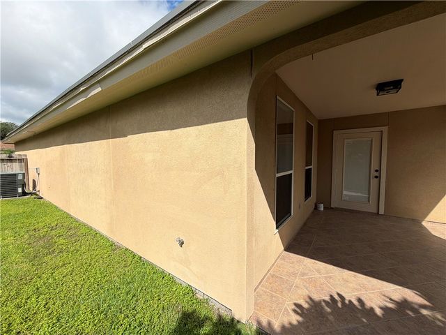 7006 Presidio Dr, Corpus Christi, TX 78414