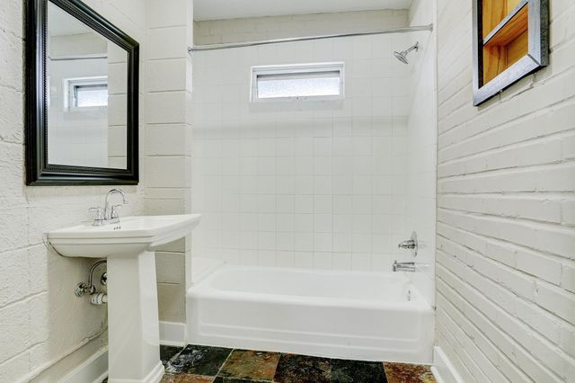 1501 Hyde Park Boulevard 23, Houston, TX 77006