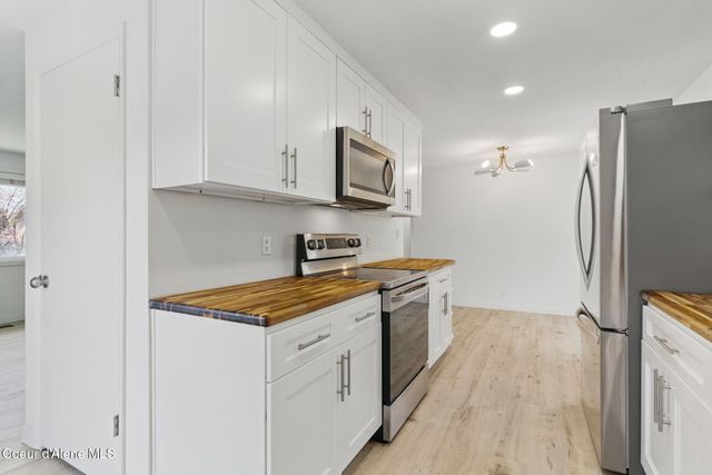 1523 E Harrison Ave, Coeur D'alene, ID 83814