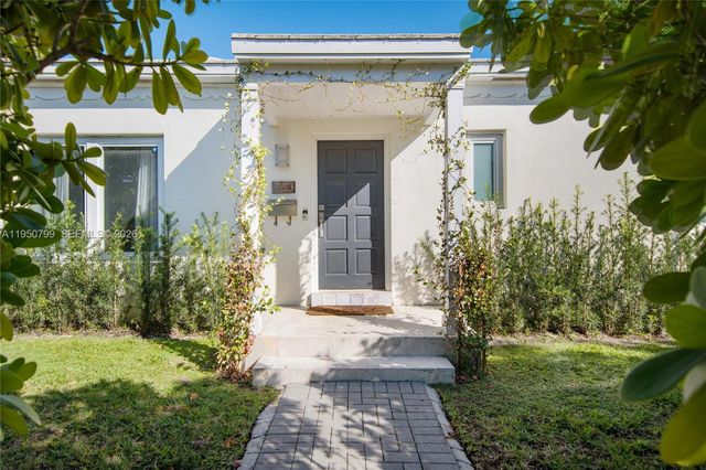 463 W 62nd St, Miami Beach, FL 33140