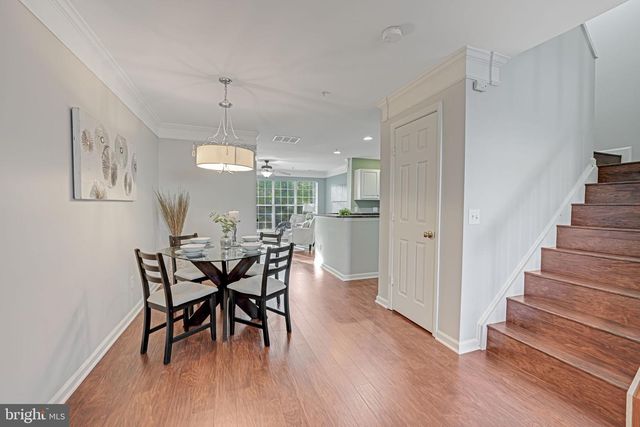 46964 COURTYARD SQ, Sterling, VA 20164