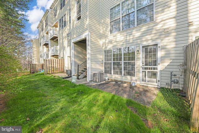 46964 COURTYARD SQ, Sterling, VA 20164