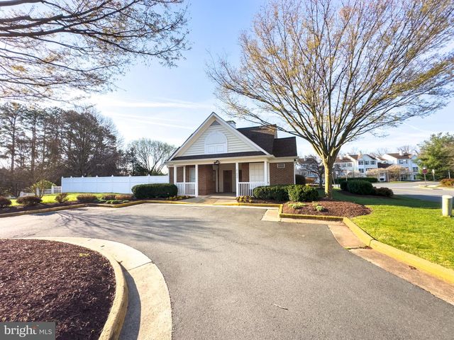 46964 COURTYARD SQ, Sterling, VA 20164