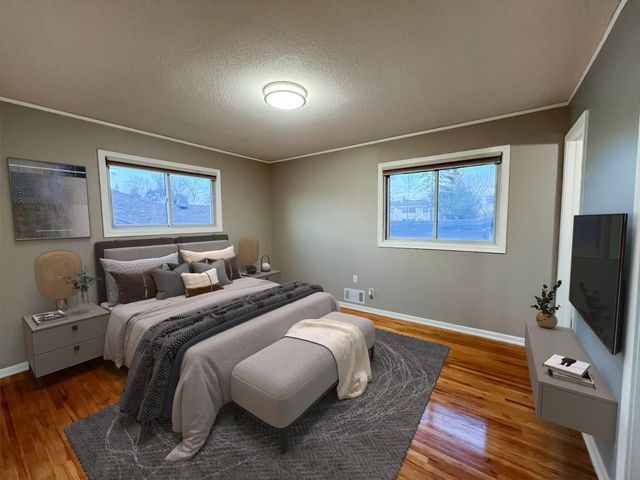 6325 Halifax Avenue S, Edina, MN 55424