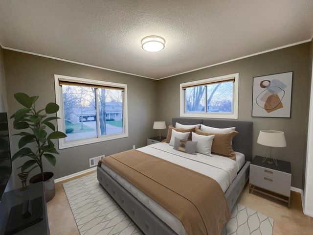 6325 Halifax Avenue S, Edina, MN 55424