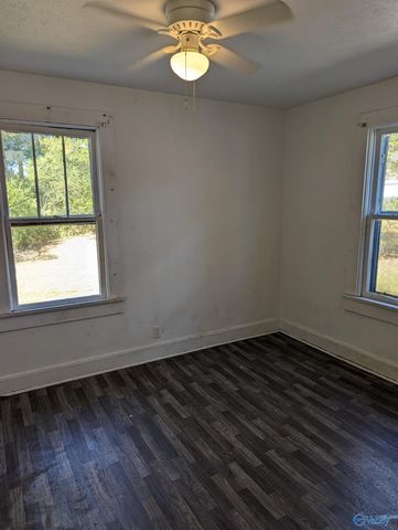 205 Tuskegee Circle, Gadsden, AL 35903