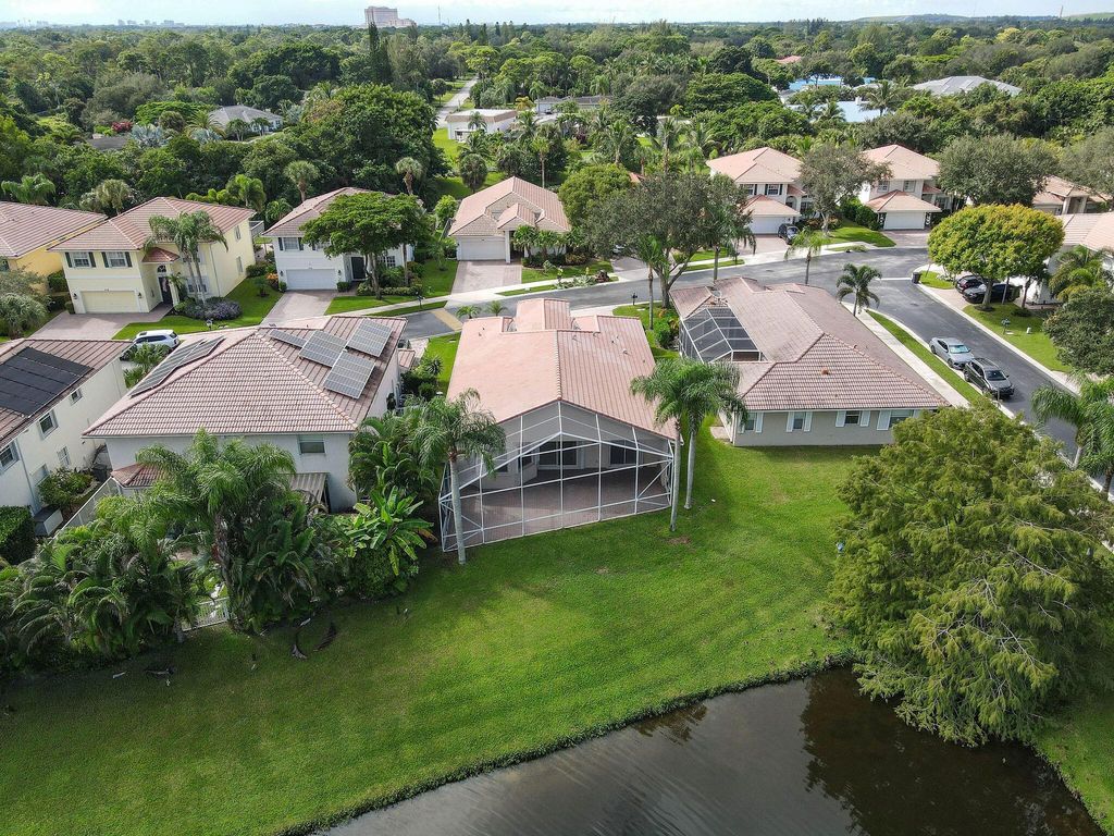 148 Hidden Hollow Drive, Palm Beach Gardens, FL 33418