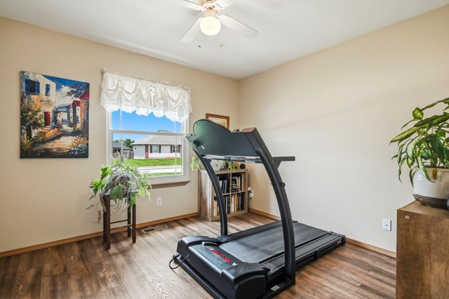 710 W Lexington Circle, Clever, MO 65631