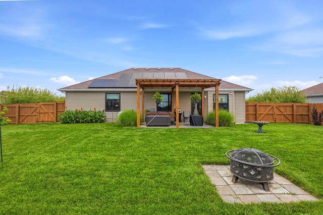 710 W Lexington Circle, Clever, MO 65631