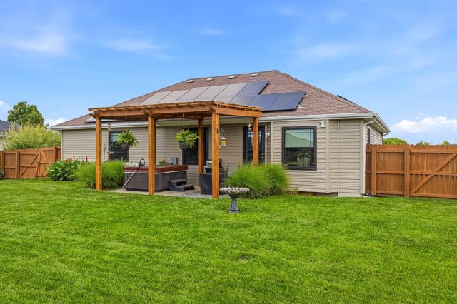 710 W Lexington Circle, Clever, MO 65631