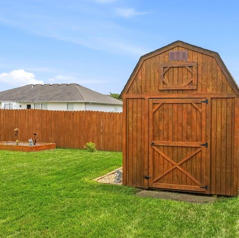 710 W Lexington Circle, Clever, MO 65631