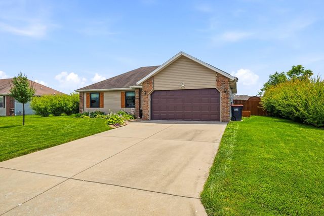 710 W Lexington Circle, Clever, MO 65631