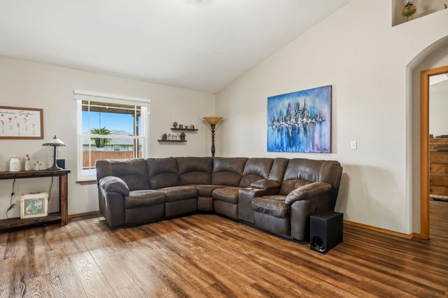 710 W Lexington Circle, Clever, MO 65631
